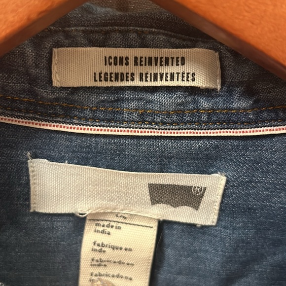Levis Red Label Denim Snap Button Western Style Shirt Junior/Women Size large - Picture 3 of 9